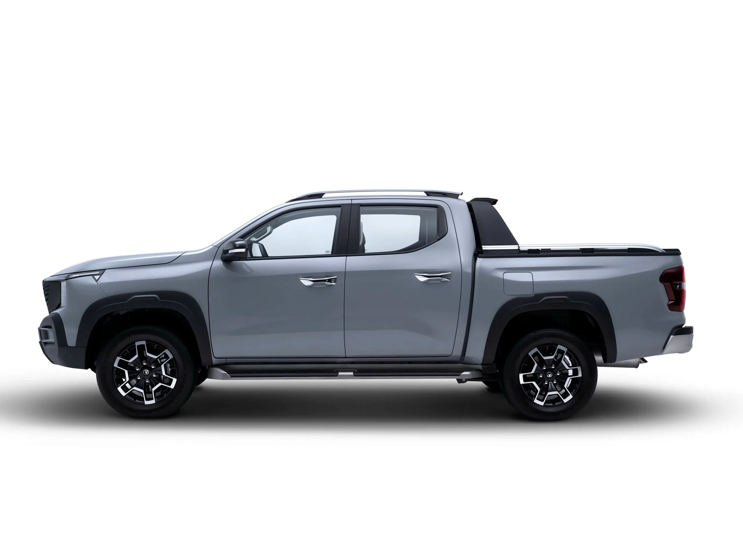 
								Hunter REEV Pickup Truck full									